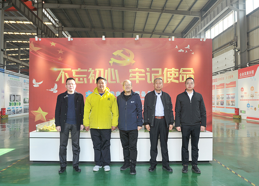 中國農(nóng)業(yè)產(chǎn)業(yè)化龍頭企業(yè)協(xié)會油料產(chǎn)業(yè)分會領(lǐng)導(dǎo)調(diào)研華泰智能裝備集團(tuán)，點贊科技創(chuàng)新